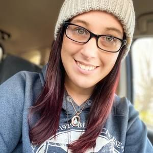 Meet your Posher, Stephanie